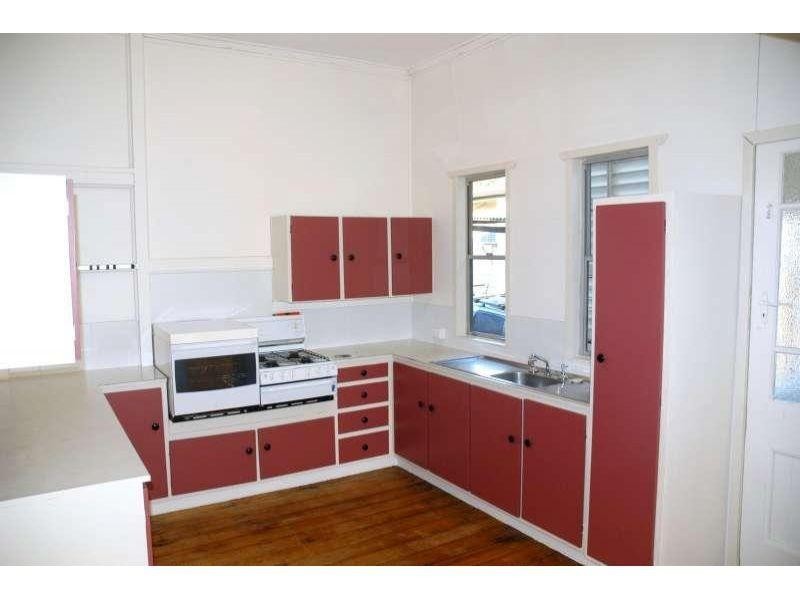 72 Gladstone Road, Coalfalls QLD 4305