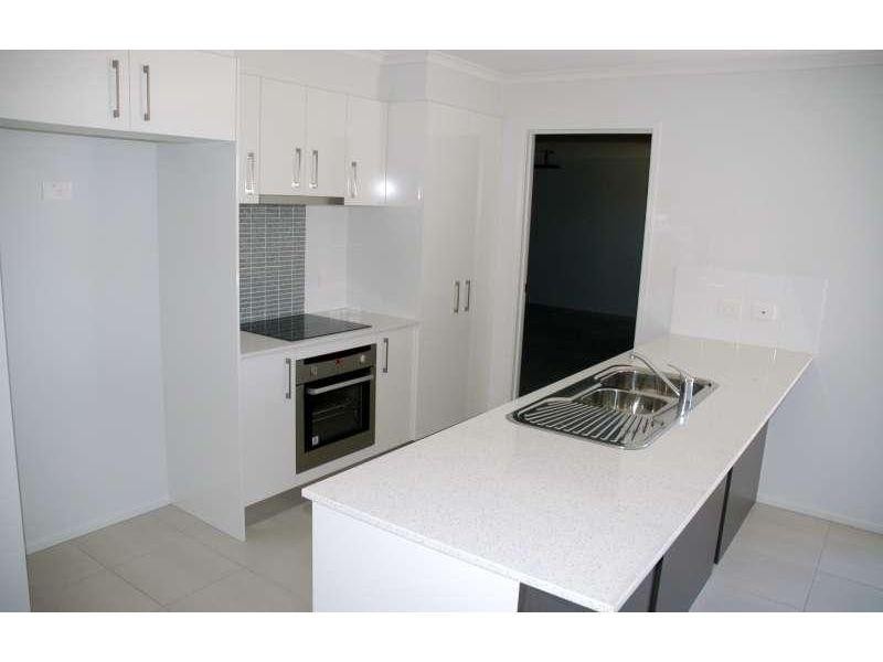 97 Whitmore Crescent, Goodna QLD 4300