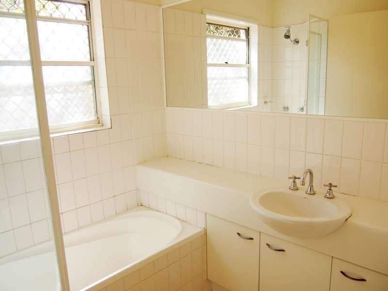 7/82 Russell Terrace, Indooroopilly QLD 4068