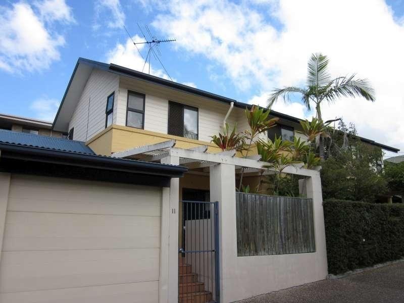 11/122 Central Avenue, Indooroopilly QLD 4068