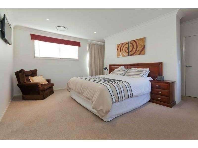 6 Brinley Place, Sinnamon Park QLD 4073