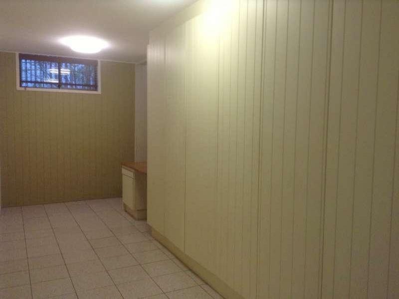 8 Parkhurst Avenue, Herston QLD 4006