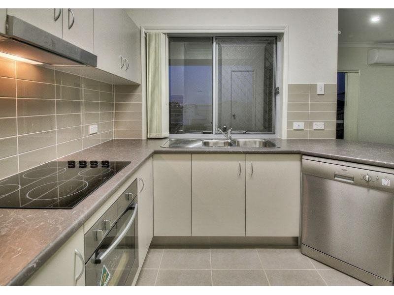 23 Tea Trees Avenue, Springfield Lakes QLD 4300