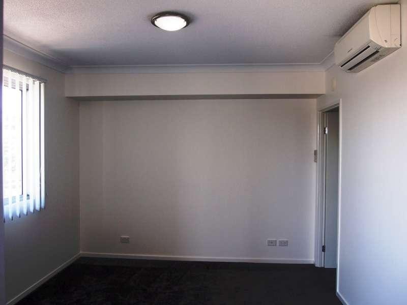 4/27 Playfield Street, Chermside QLD 4032