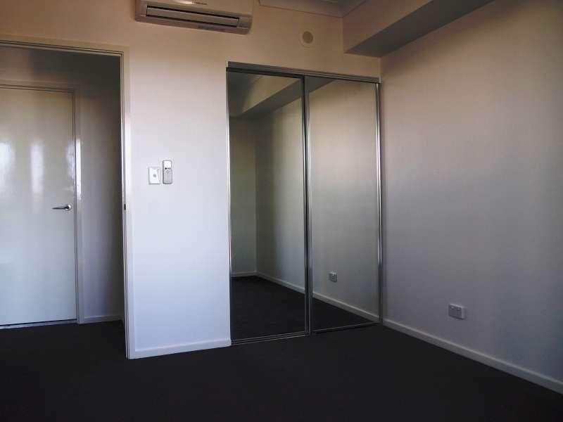 4/27 Playfield Street, Chermside QLD 4032