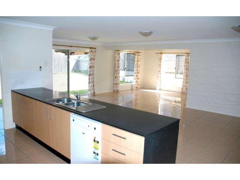 17 Creekside Crescent, Jimboomba QLD 4280