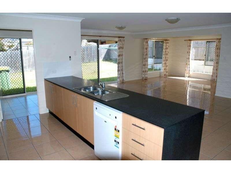 17 Creekside Crescent, Jimboomba QLD 4280