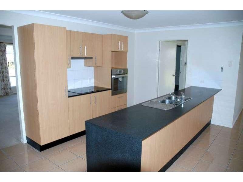 17 Creekside Crescent, Jimboomba QLD 4280
