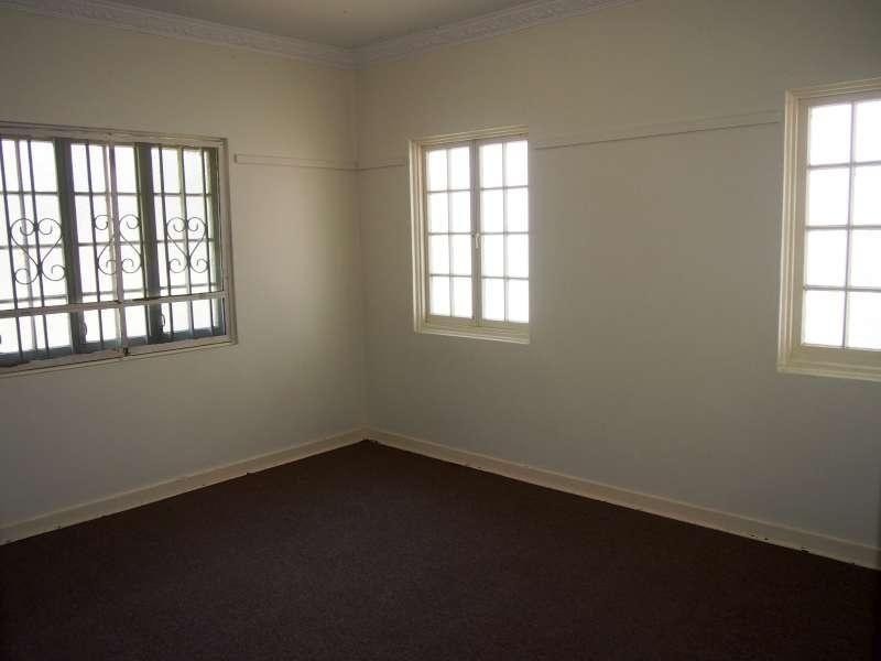 76 Hedley Avenue, Nundah QLD 4012