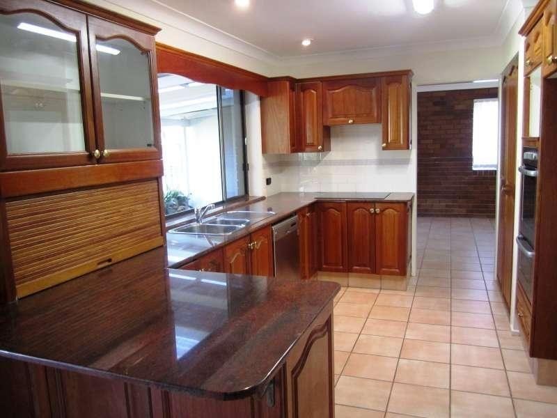 12 Fairhaven Street, Bridgeman Downs QLD 4035