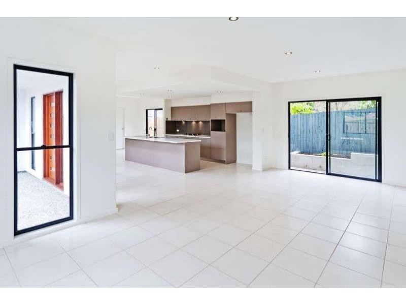 45 Park Road West, Dutton Park QLD 4102