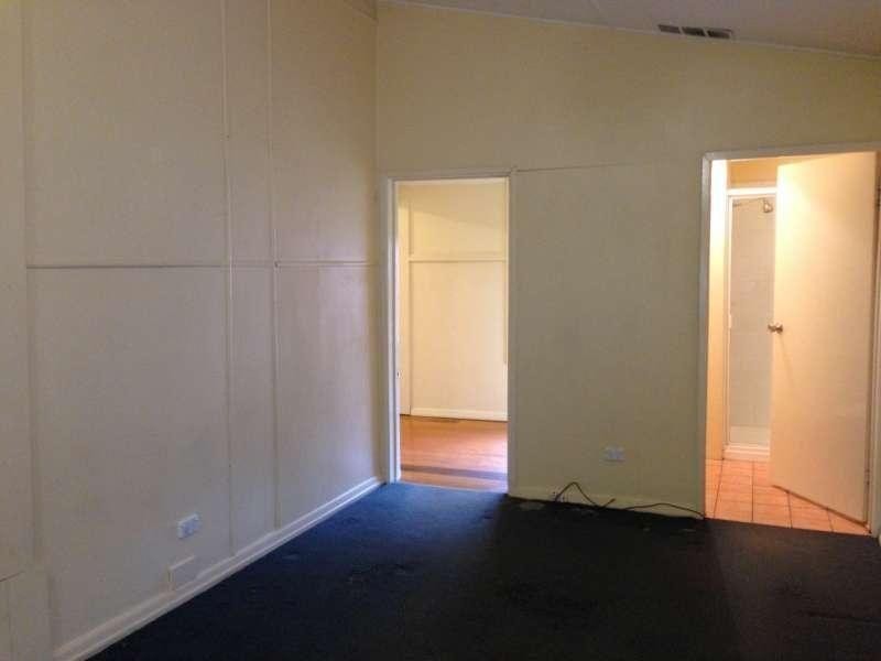 2/12 Patrick Street, Milton QLD 4064