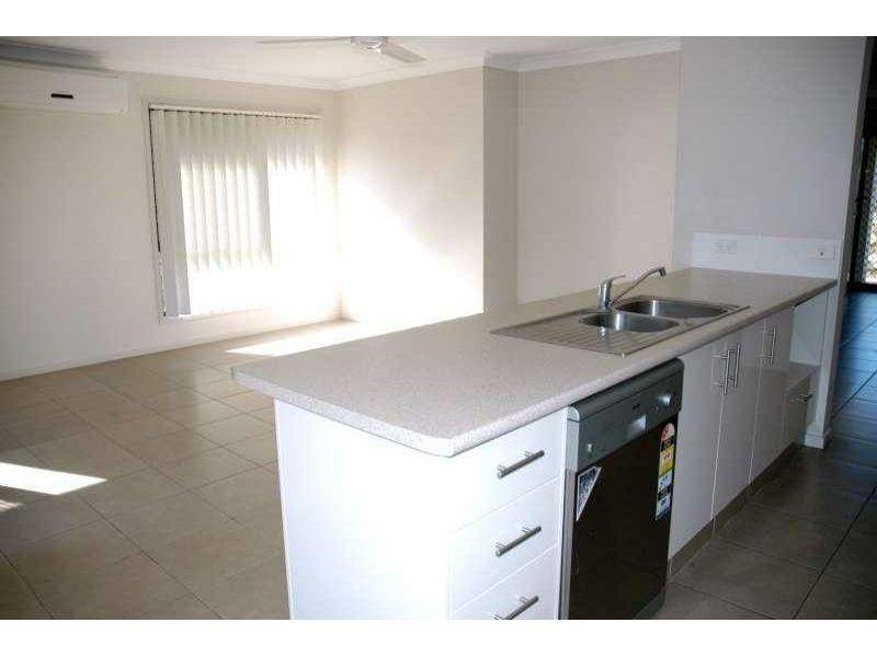 5 Jude Lane, Augustine Heights QLD 4300