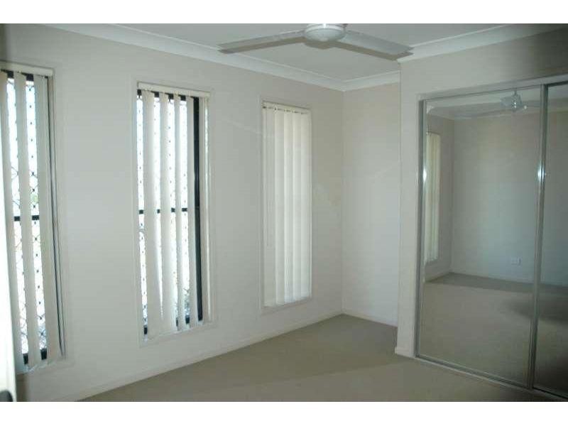 5 Jude Lane, Augustine Heights QLD 4300