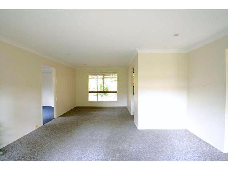 73 Glen Ross Road, Sinnamon Park QLD 4073