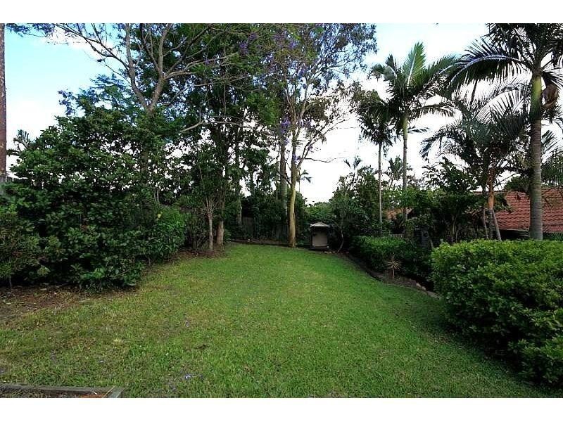 73 Glen Ross Road, Sinnamon Park QLD 4073