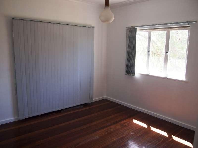 126 Juliette Street, Greenslopes QLD 4120