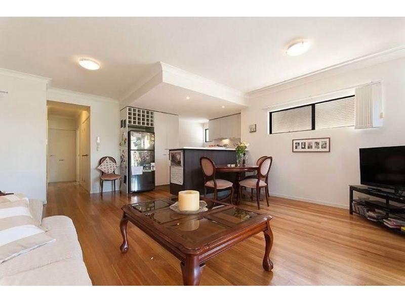 8/14 Grimes Street, Auchenflower QLD 4066