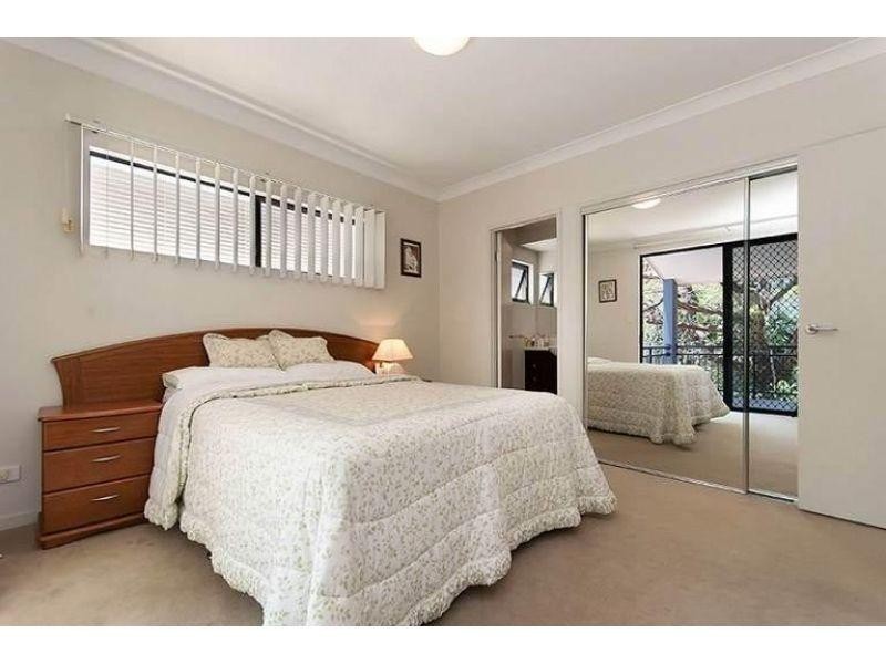 8/14 Grimes Street, Auchenflower QLD 4066
