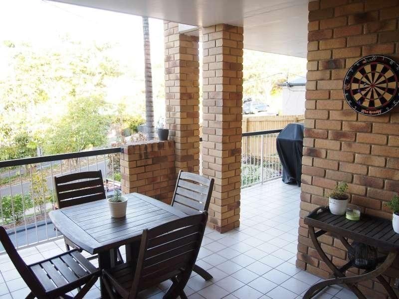 2/18 Lima Street, Auchenflower QLD 4066