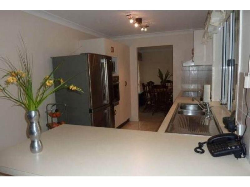 13 Parkleigh Street, Everton Hills QLD 4053