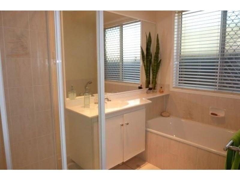 13 Parkleigh Street, Everton Hills QLD 4053