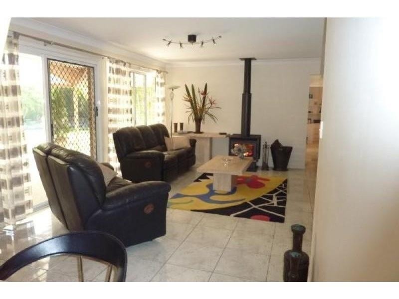 13 Parkleigh Street, Everton Hills QLD 4053