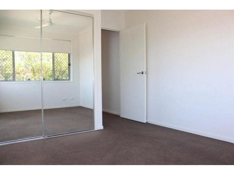 32 Windsor Street, Hamilton QLD 4007