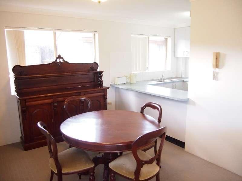 4/93 Oxford Terrace, Taringa QLD 4068