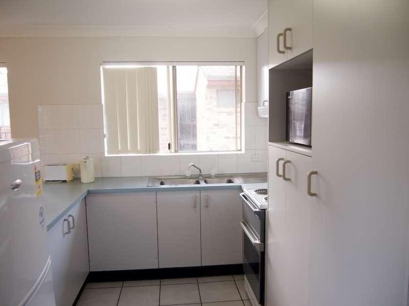 4/93 Oxford Terrace, Taringa QLD 4068