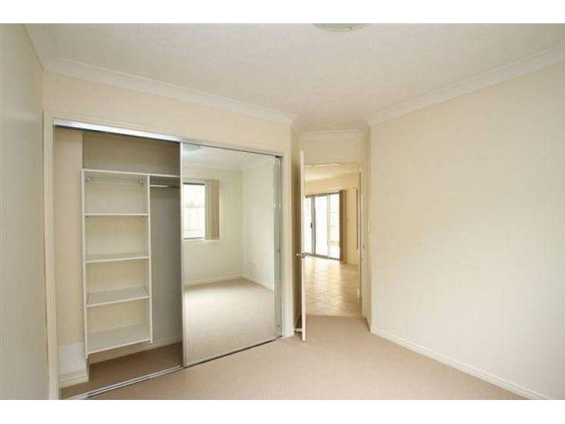 2/59 Sizer Street, Everton Park QLD 4053