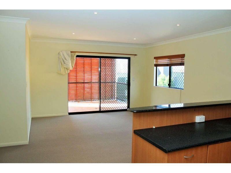 4/102 Sherwood Road, Toowong QLD 4066