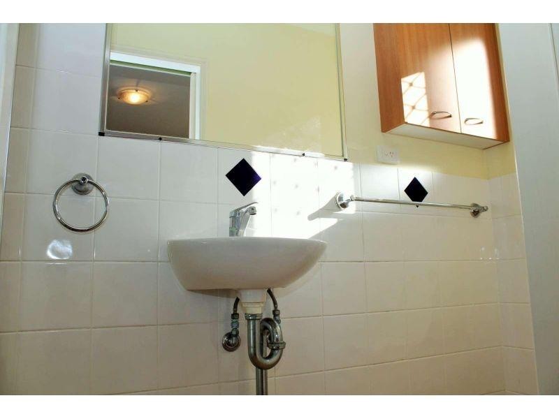 4/102 Sherwood Road, Toowong QLD 4066