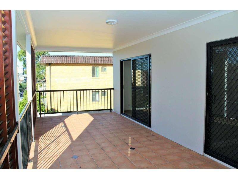4/102 Sherwood Road, Toowong QLD 4066