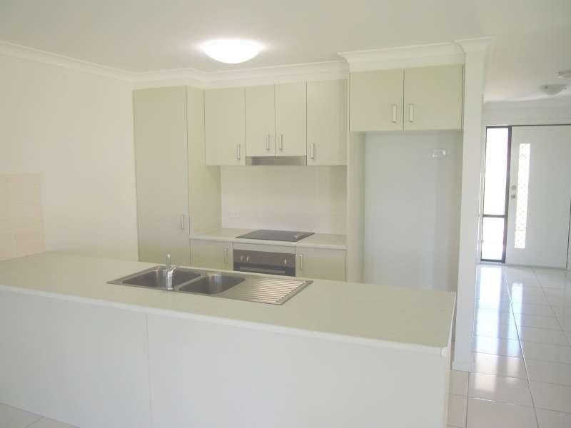 112 Whitmore Crescent, Goodna QLD 4300