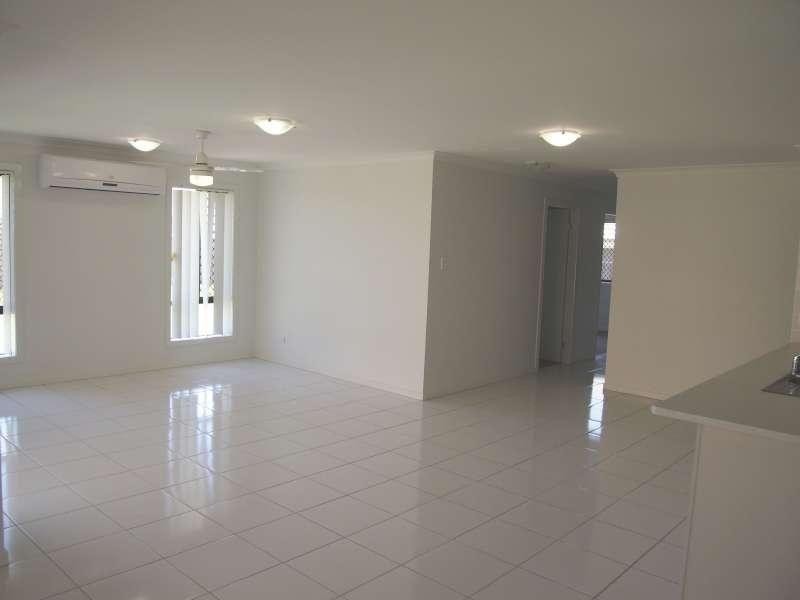 112 Whitmore Crescent, Goodna QLD 4300