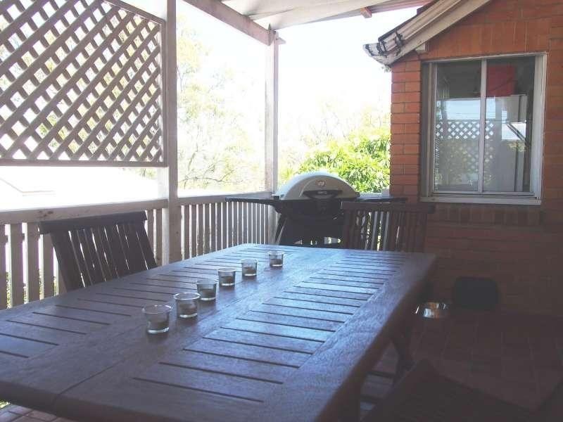 47 Simpsons Road, Bardon QLD 4065