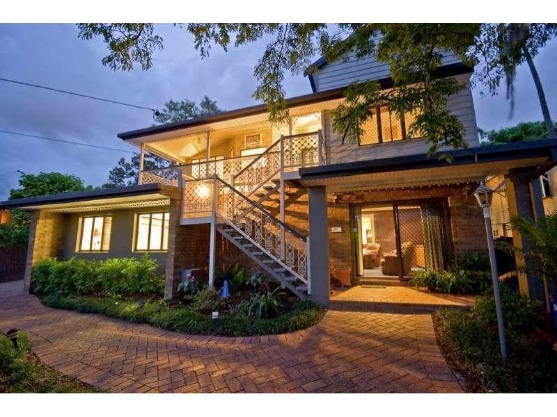 43 Stoneleigh Street, Albion QLD 4010