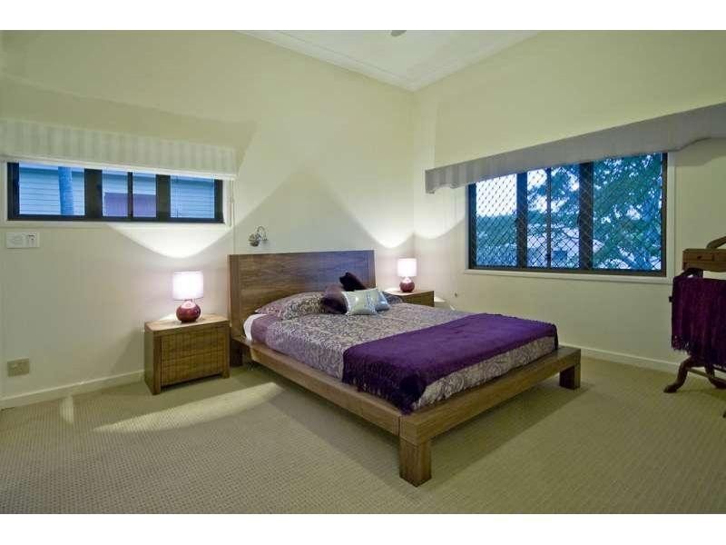 43 Stoneleigh Street, Albion QLD 4010