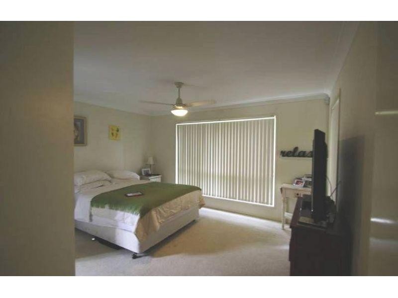 22 Homebush Crescent, Sinnamon Park QLD 4073
