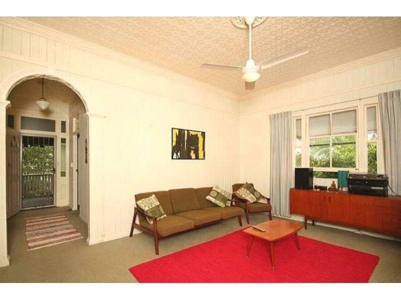 17 Speedy Street, Kelvin Grove QLD 4059