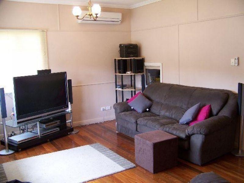 28 Cain Street, Everton Park QLD 4053