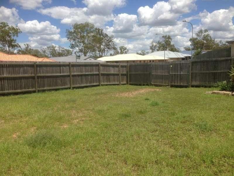 43 Mellor Place, Brassall QLD 4305