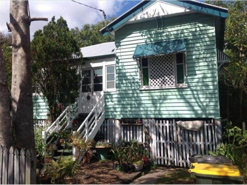 12 Farm Street, Newmarket QLD 4051