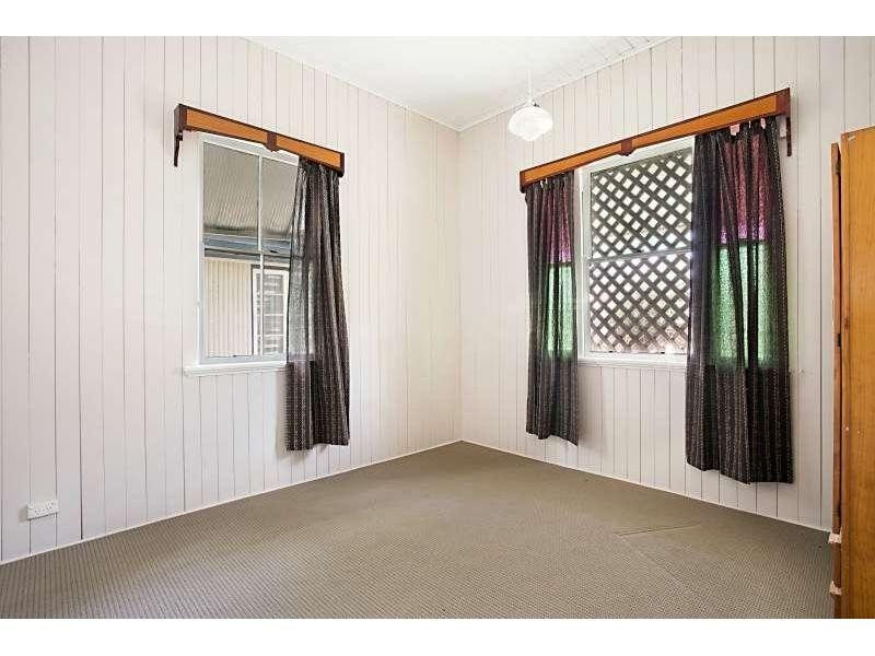 12 Farm Street, Newmarket QLD 4051