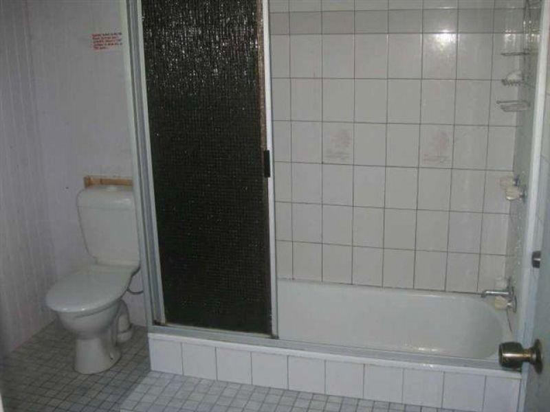 12 Farm Street, Newmarket QLD 4051