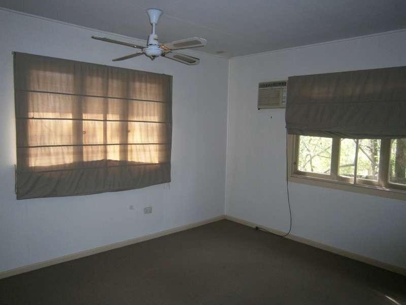 140 Fig Tree Pocket Road, Chapel Hill QLD 4069