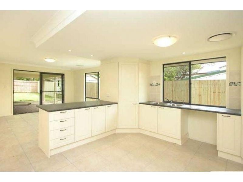 343 Oxley Road, Graceville QLD 4075