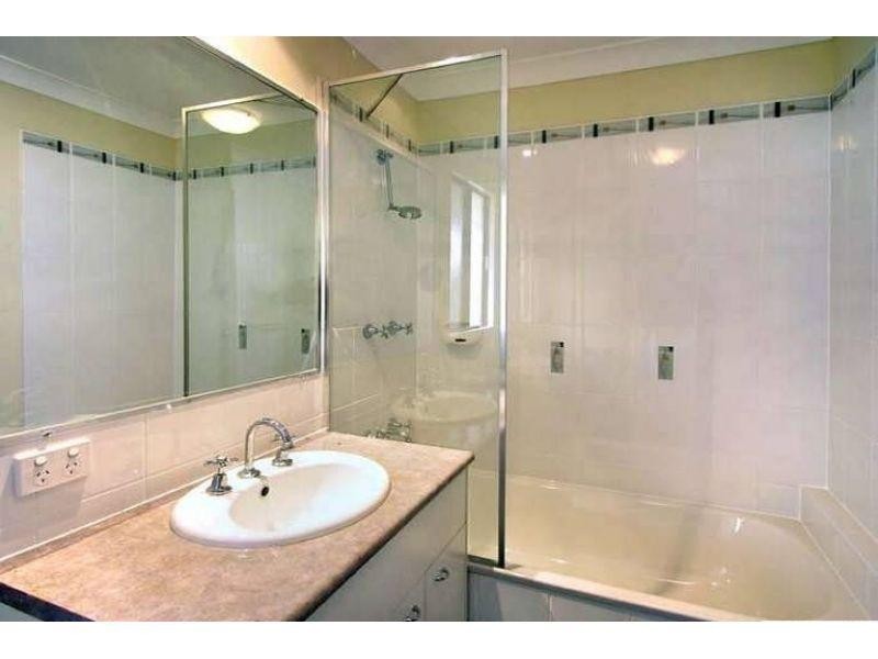 343 Oxley Road, Graceville QLD 4075