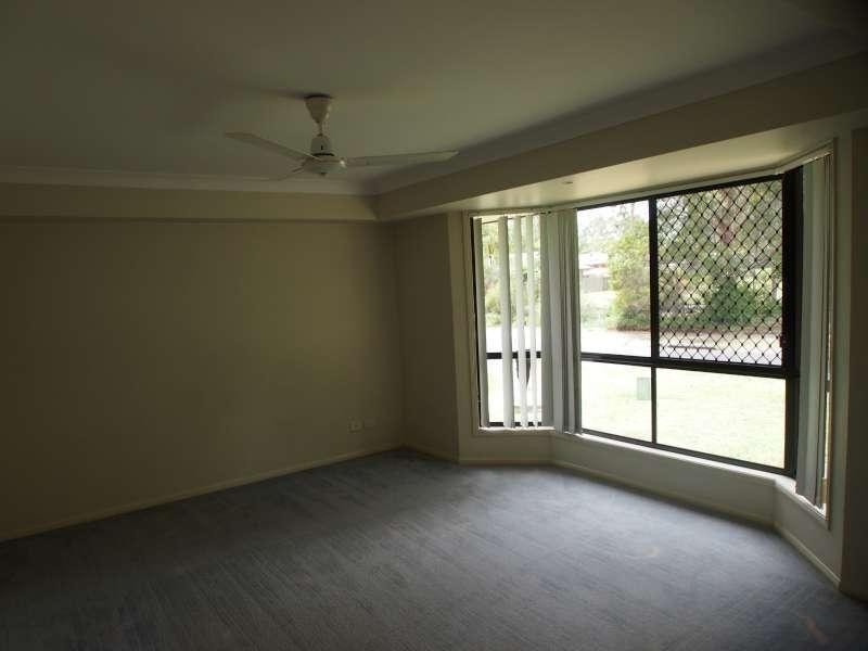 12 Dindina Street, Flinders View QLD 4305